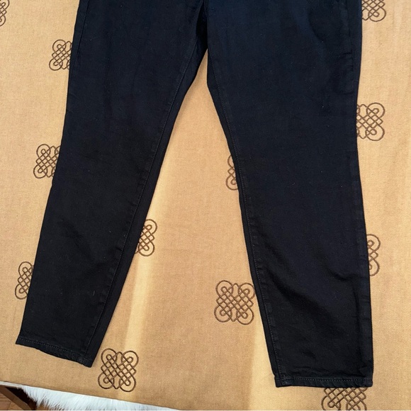 Old Navy NWT! Black Jack High-Waisted Secret-Smooth Pockets O.G. Straight Jeans - Picture 4 of 16